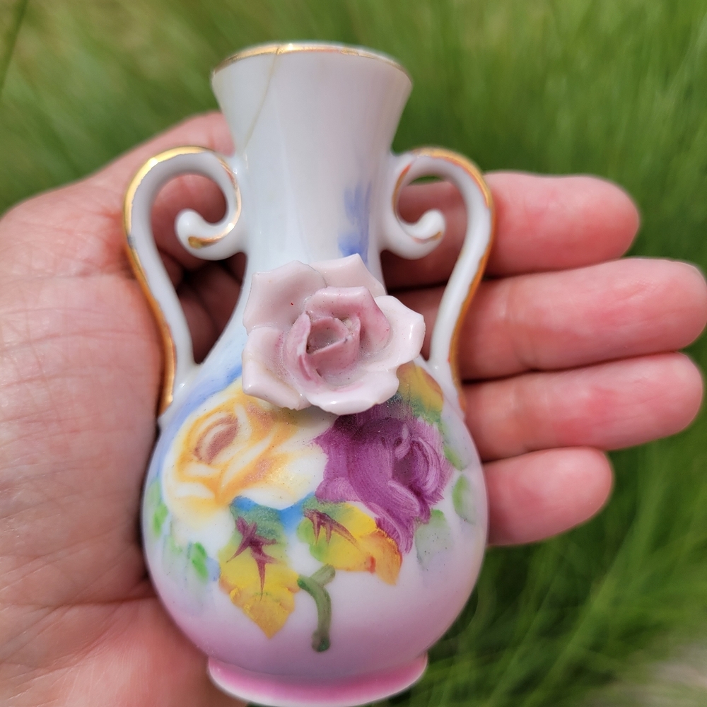 Bundle Vintage Smalls ~ Meiko Occupied Japan Vase ~ Ceramic Porcelain